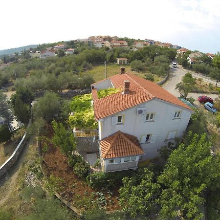 Apartment Dajana 4+2 Čižići Exteriör bild